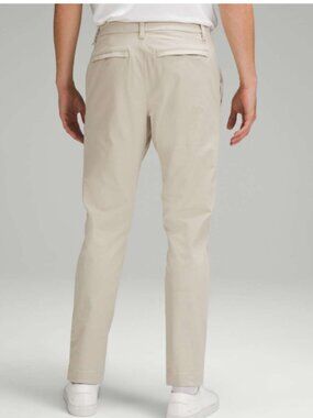 LULULEMON Men's ABC Slim-Fit Trouser Stretch Cotton VersaTwill MOJAVE TAN - S 34
